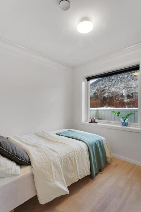 Stor Og Moderne Leilighet I Indre Arna Bergen Gratis Parkering!! Esterno foto